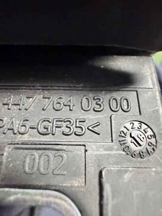 Puerta corredera derecha Mercedes Vito 447 OEM 50753 image 10