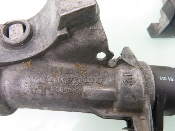 Gebrauchte Stationäre Einlage OEM 4B0906851C Volkswagen image 5