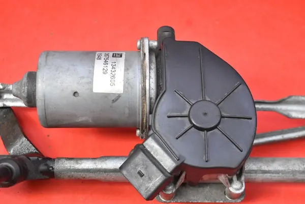 Tuulilasinpyyhkijän mekanismi eteen Opel Corsa E OEM 13432685 image 6