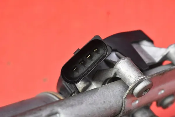 Tuulilasinpyyhkijän mekanismi eteen Opel Corsa E OEM 13432685 image 8