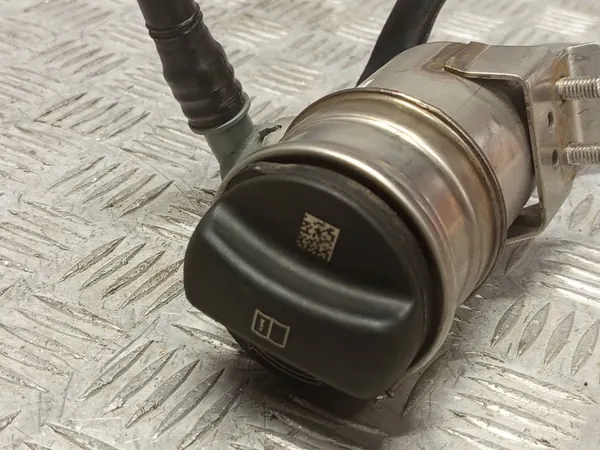BMW OE 7458731 Conduit de Remplissage pour Série 3 G20/G21 image 3