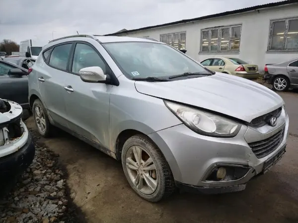 OEM m2beng Pakoputken keräin Hyundai ix35 2.0L image 5
