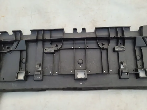 Placa proteção para-choques OEM 9808501880 - Usado image 10
