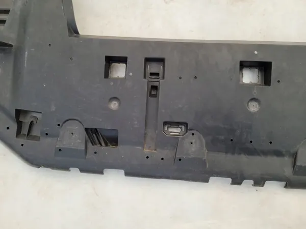 Placa proteção para-choques OEM 9808501880 - Usado image 6