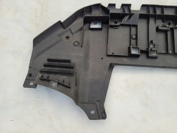 Placa proteção para-choques OEM 9808501880 - Usado image 9