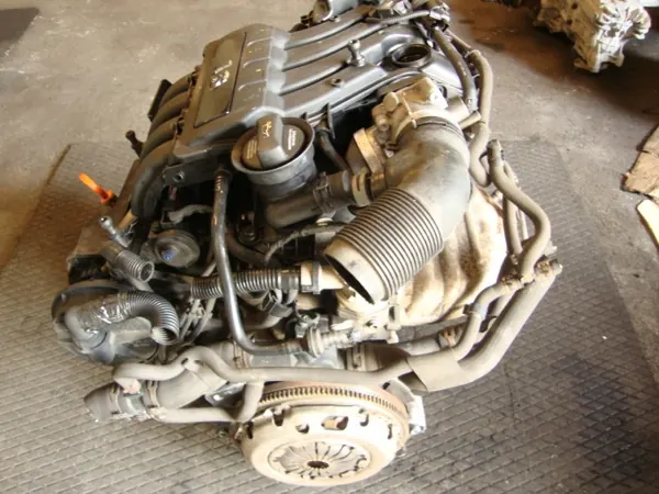 Motor Audi A3 VW Golf V Octavia II Leon II 1.6 8v BSE image 3