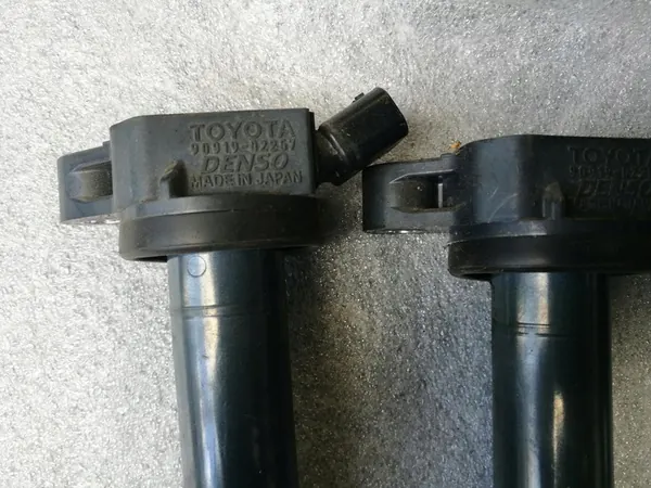 Conjunto de bobinas de ignição TOYOTA YARIS III 90919-02257 image 2