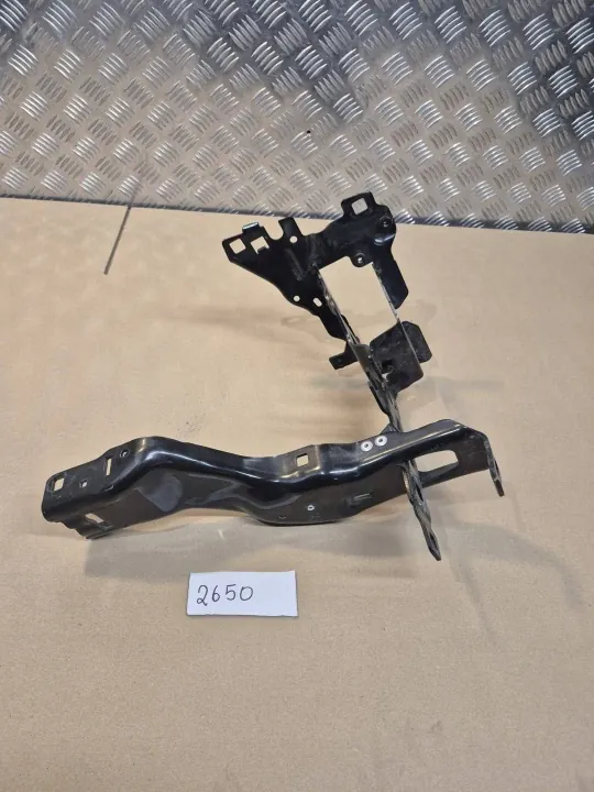 Vänster Kylarfäste OEM 7377803 BMW 5 G30/G31 image 2