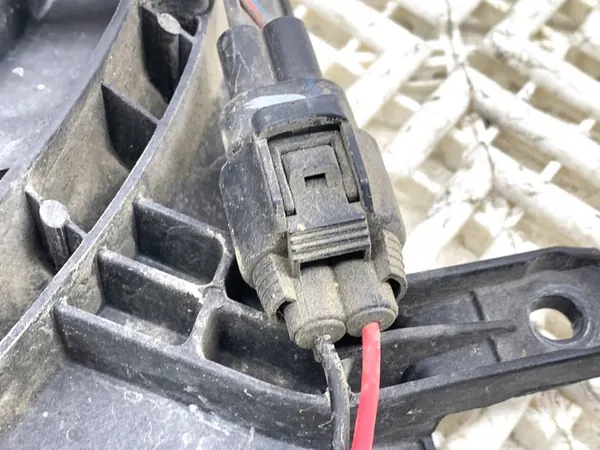 Ilmastointifani Fiat Sedici 1.6 120HV 06-14 image 3