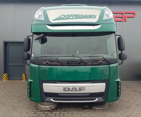 Cabina DAF XF 106 SSC OEM 1948831 - Usado image 10