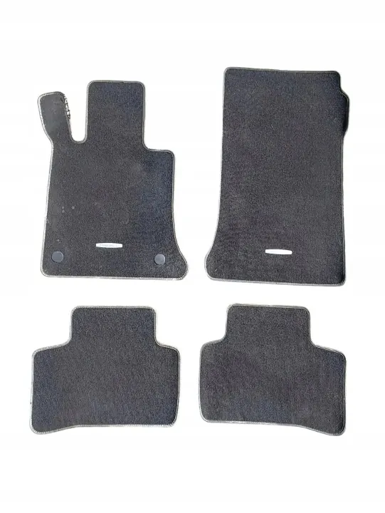 Velours-Fußmatten OEM A2046801048 Mercedes GLK image 2