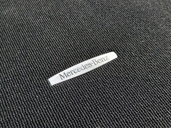 Velours-Fußmatten OEM A2046801048 Mercedes GLK image 4
