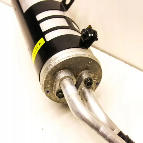 Nissan Leaf II ilmankuivain ilmastointiin OEM 4479000260 image 3