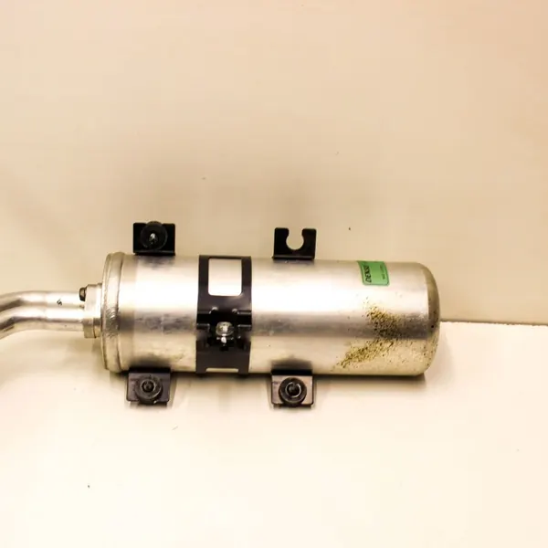 Nissan Leaf II ilmankuivain ilmastointiin OEM 4479000260 image 5