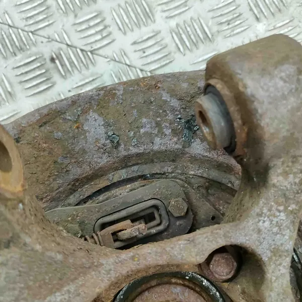 Chevrolet Captiva 2007 Mozzo ruota posteriore sinistro image 7