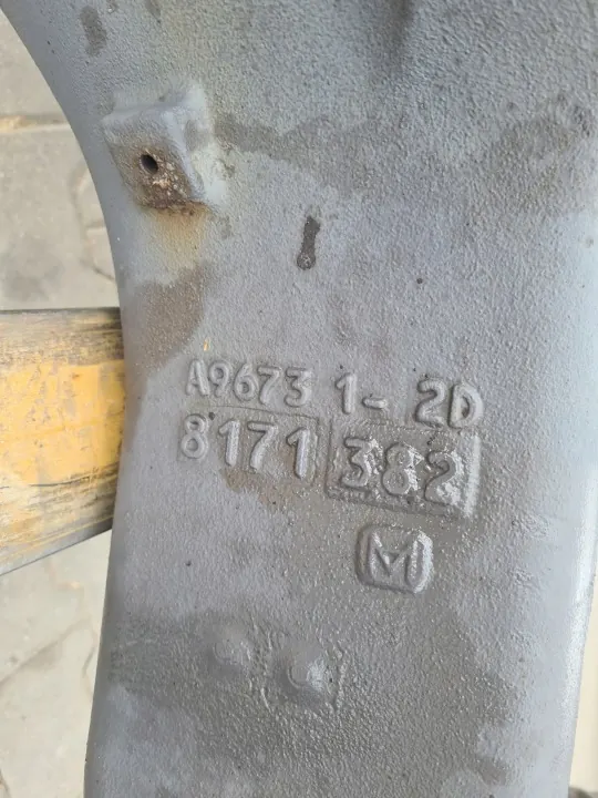 OEM A9673 1- 2D 8171382 Boîtier de Pont Volvo FH/FM image 8