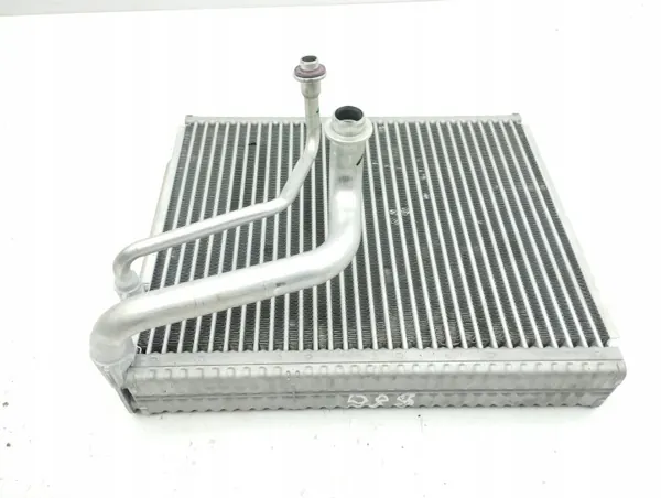 Radiador aquecimento climatização Mercedes-Benz EQA 2022 OEM AMD169397 image 3