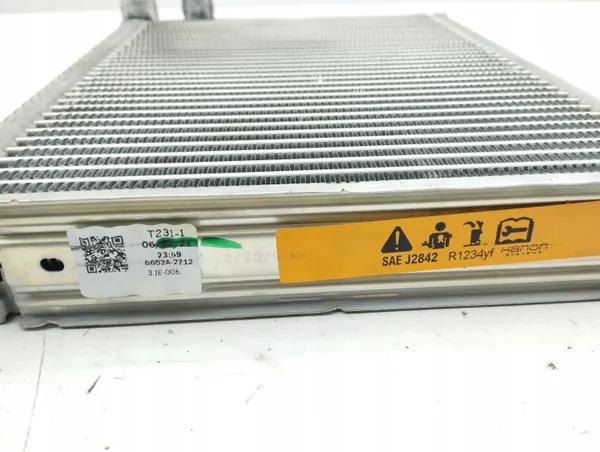 Radiador aquecimento climatização Mercedes-Benz EQA 2022 OEM AMD169397 image 5