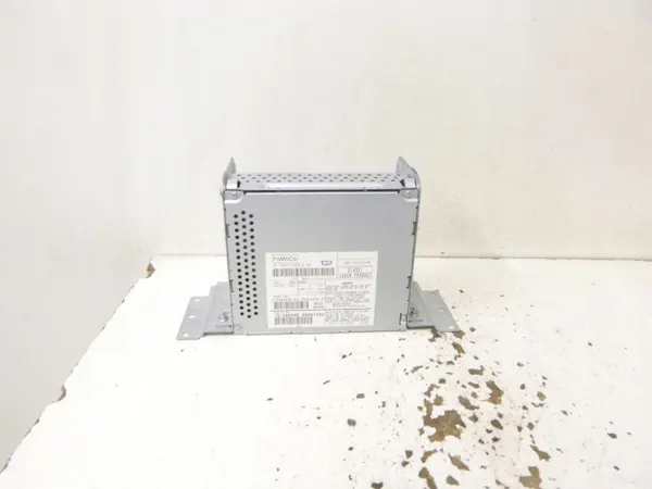 Jaguar XF 2011 CD-radio OEM 7G9N-18C815-NB image 5