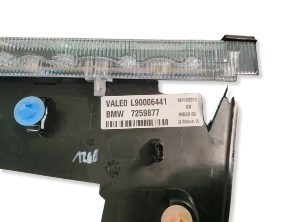 Feu Stop BMW F30 OEM 7259877 - État Utilisé image 3