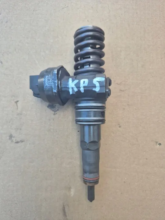 Bomba de combustible VW Polo OEM 0414720035 - Usado image 2