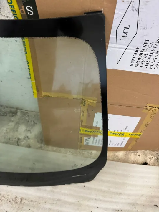 BMW F30 2016 etulasi OEM sensorilla image 4