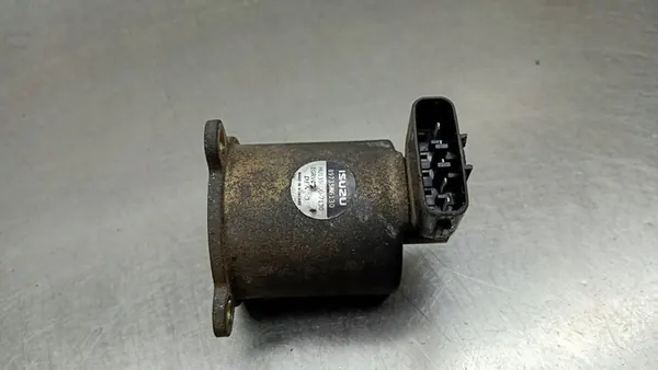 Carcasa de Válvula EGR Opel Astra H 1.7 CDTI 8973586130 image 3