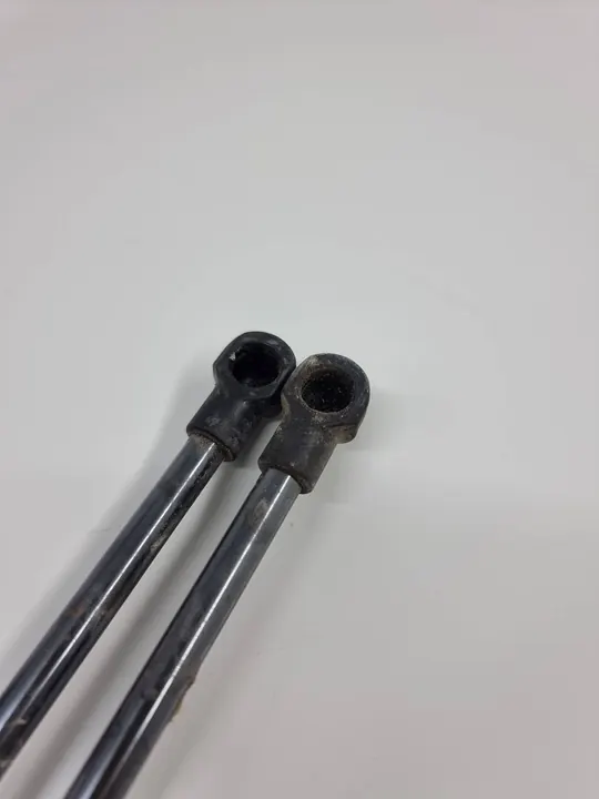 Porsche Macan (95B) 2018 Motorhuv Aktuator OEM image 4