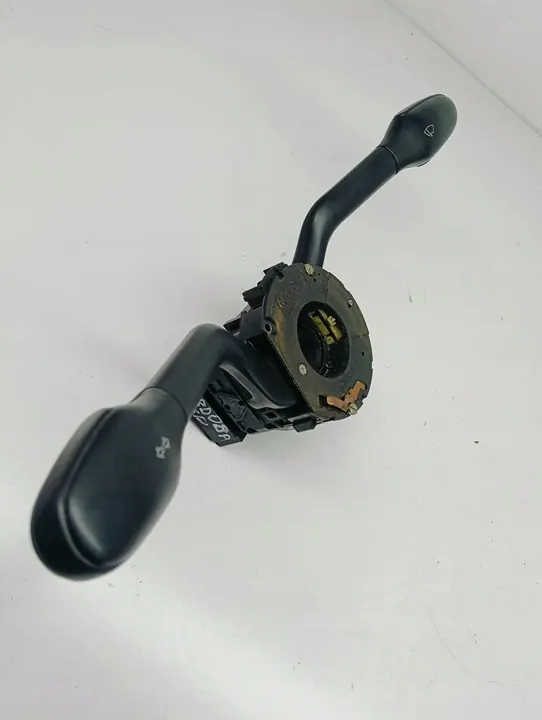 SCHAKELAAR ASSEMBLY SEAT CORDOBA 1.4 8V 1999 image 2