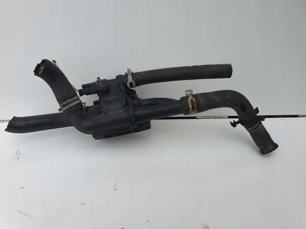 Ford Termostaatin kotelon letku OEM 9670253780 image 4
