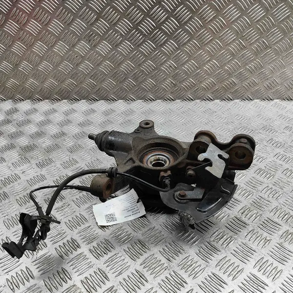 Snodo anteriore destro Opel Vivaro C 1617969380 image 4