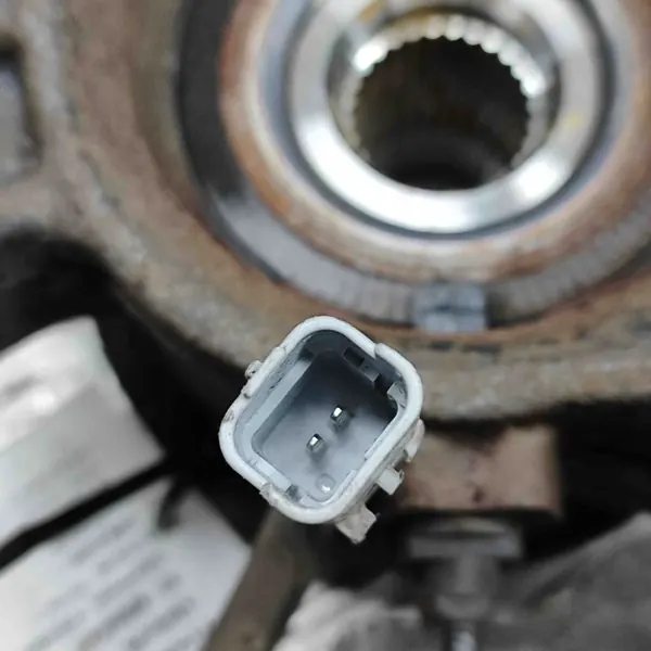 Snodo anteriore destro Opel Vivaro C 1617969380 image 5