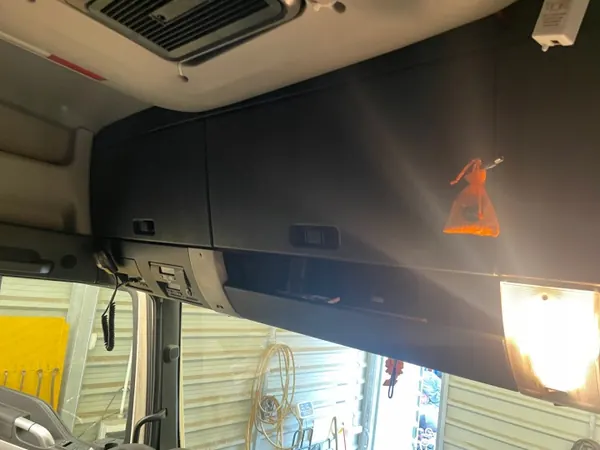 Cabine MAN TGX XLX OEM 2334KABINA Blanc RAL 9010 image 6