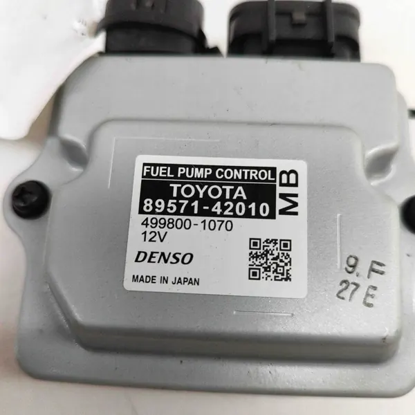 Toyota Bränslepumpsstyrenhet OEM 4998001070 för RAV4 image 6