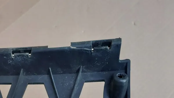 VW Passat B7 Supporto Paraurti Anteriore Sinistro 3AA807177 OEM image 6