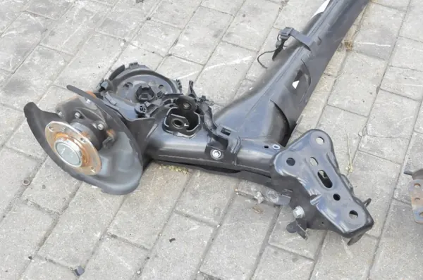 Opel Mokka B Hinterachsträger Aufhängung OEM 257428 image 6