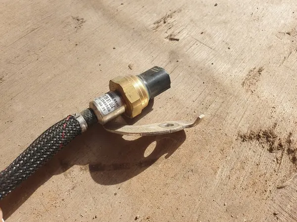 Filtro de combustible Carcasa sensor Mercedes Vito W447 OEM A6510902052 image 4