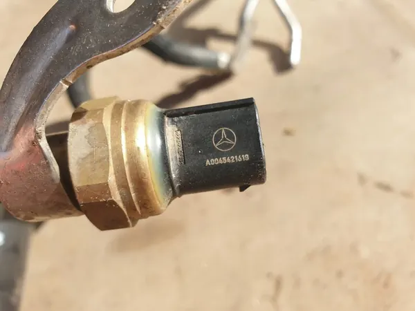 Filtro de combustible Carcasa sensor Mercedes Vito W447 OEM A6510902052 image 6