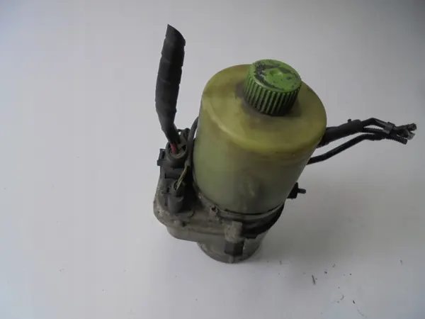 Pompe de direction OEM 6Q0423156M pour VW Polo IV image 3