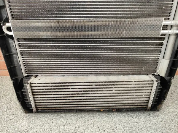 Conjunto de Radiadores Intercooler BMW X5 E70 X6 E71 3.0D 4.0D 7809321 image 3