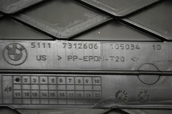 Griglia paraurti anteriore destra BMW X6 E71 LIFT 10-14 image 5