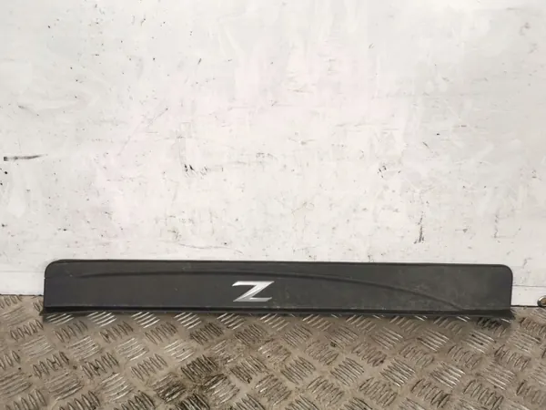 Nissan 370Z dorpelplaat OEM FBZ10423 - Gebruikt image 2