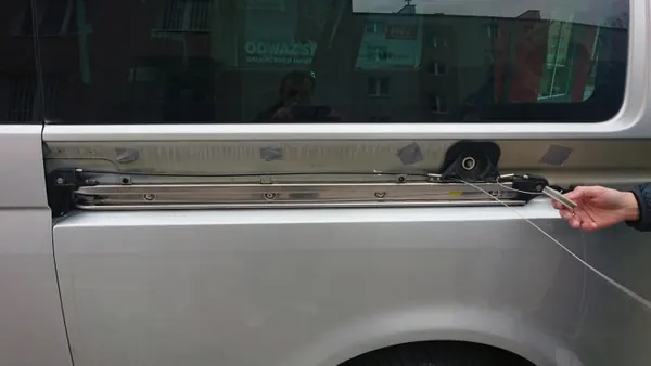 VW T6 Multivan elektrisch schuifdeurmechanisme OEM image 3