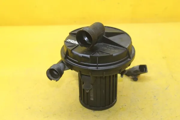 Bomba de ar auxiliar OEM 3D0 131 083 D - Usada image 2