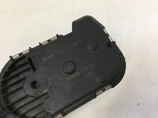 Válvula de Aceleração VW Sharan Lift 2.0 B 8V ATM image 4