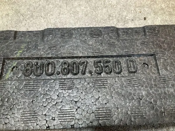 Frontstoßfänger-Absorber OEM 8U0807550D für Audi Q3 image 4