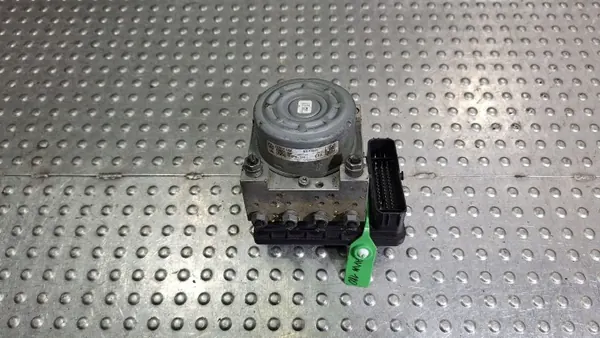 ABS-pomp OEM S26383064 voor VW Passat B8 image 4