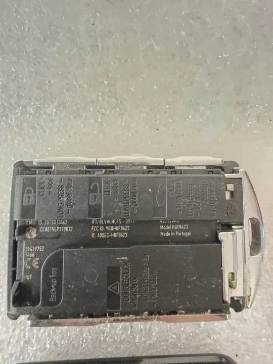 Mando Volvo OEM 31419757 para V60 V90 S90 image 3