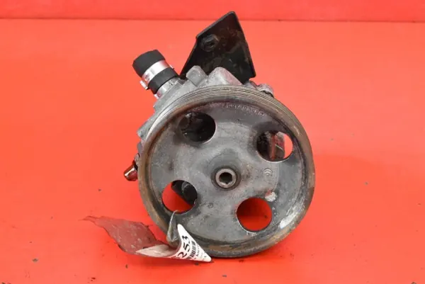 Bomba direção assistida Peugeot Partner II 1.6 HDI 08-12 OEM 1085253 image 2