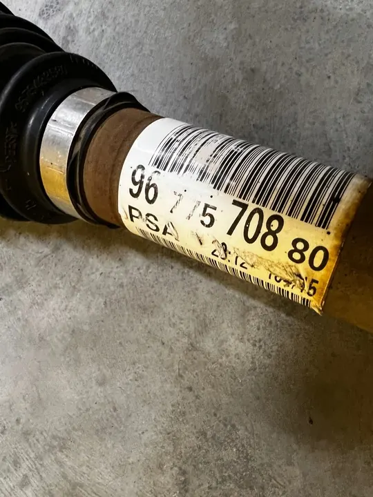 Arbre de transmission avant droit Citroen C4 Grand Picasso II image 8